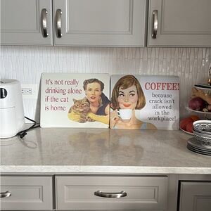 LOT 2pc x Vintage Metal Wall Art Retro Women Cat Wine & Coffee lover Decor jokes